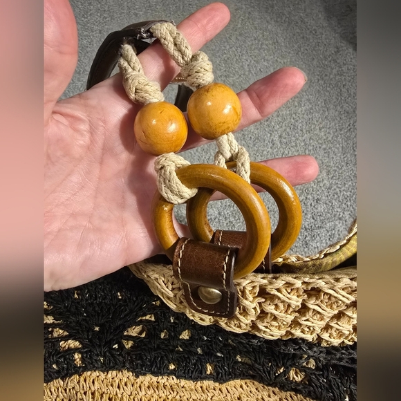 Fossil Long Live Vintage Crochet Straw Basket Bag Tan Black Wood Beach Cottage - Picture 6 of 11